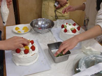 第４２回ミニカルチャースクール「親子でケーキ作り！」